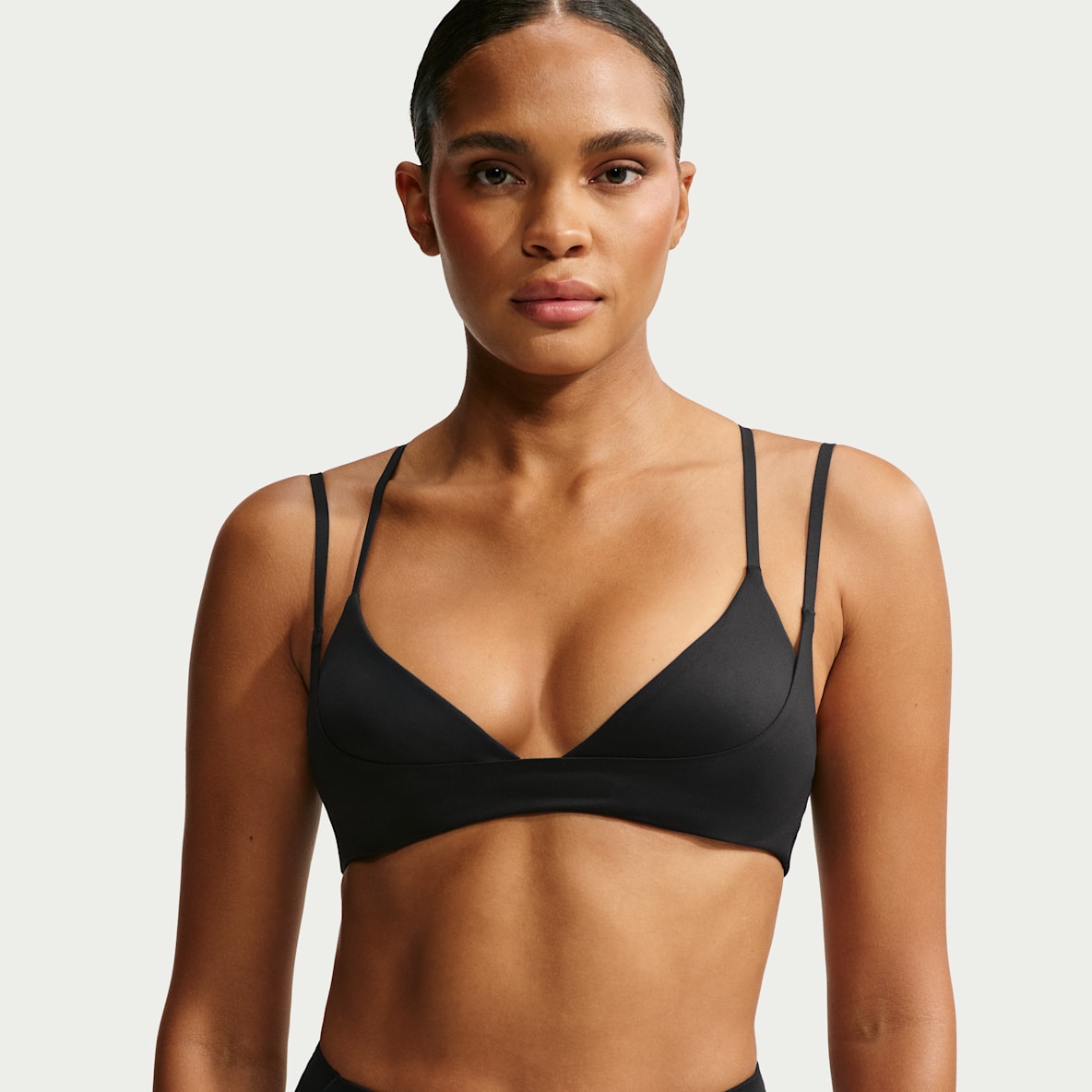 NikeSKIMS Matte 女子速干双肩带三角式运动内衣