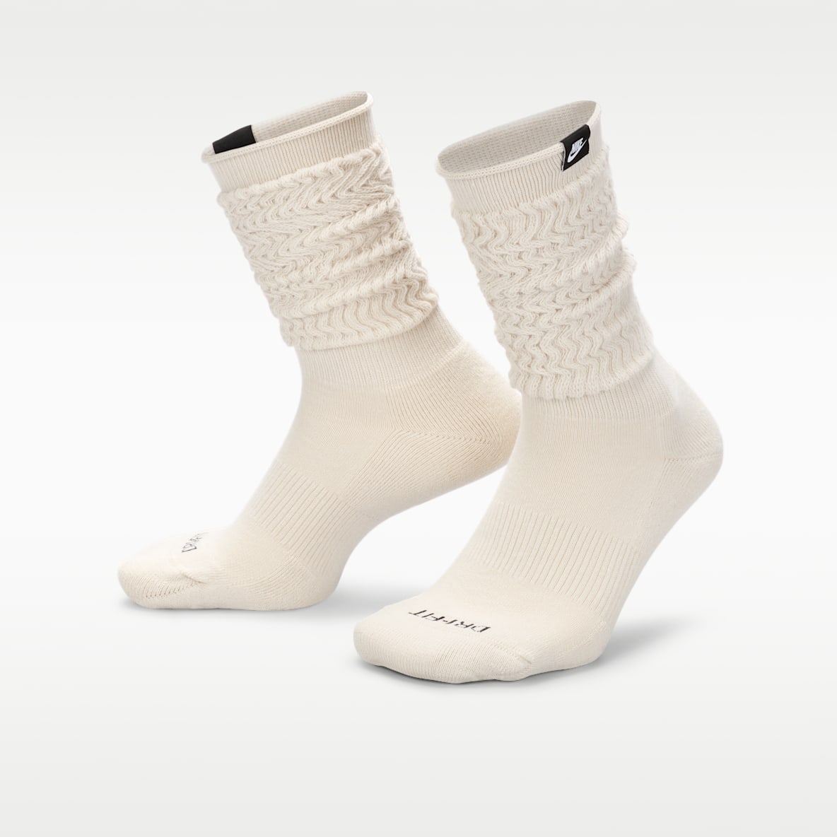 Nike Everyday Plus 舒适速干中筒堆堆运动袜（1 双）