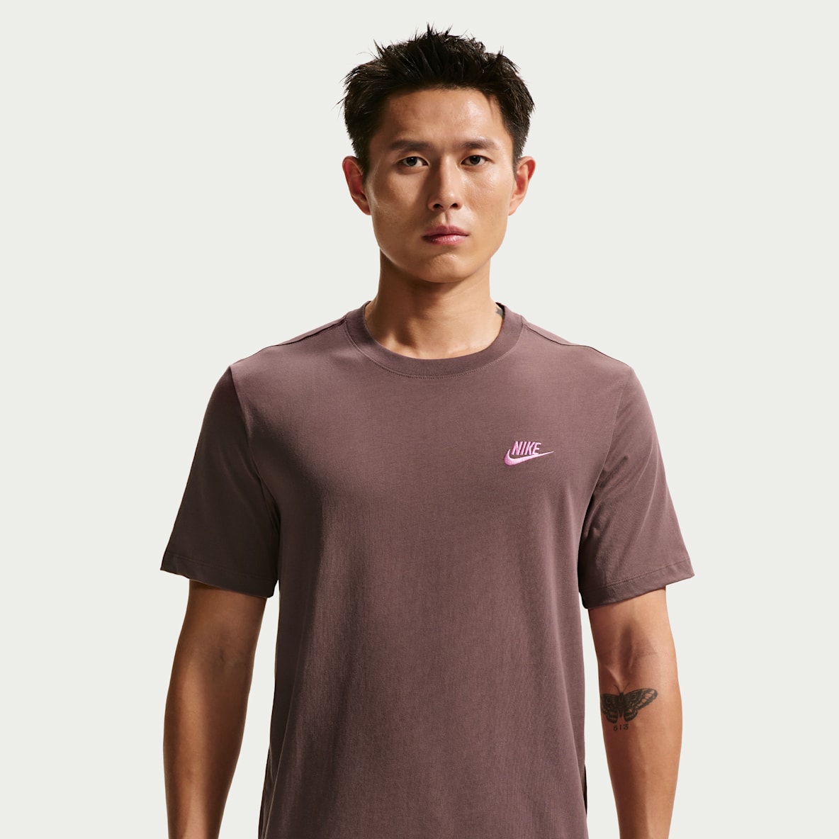 Nike Sportswear Club 男子刺绣柔软纯棉T恤