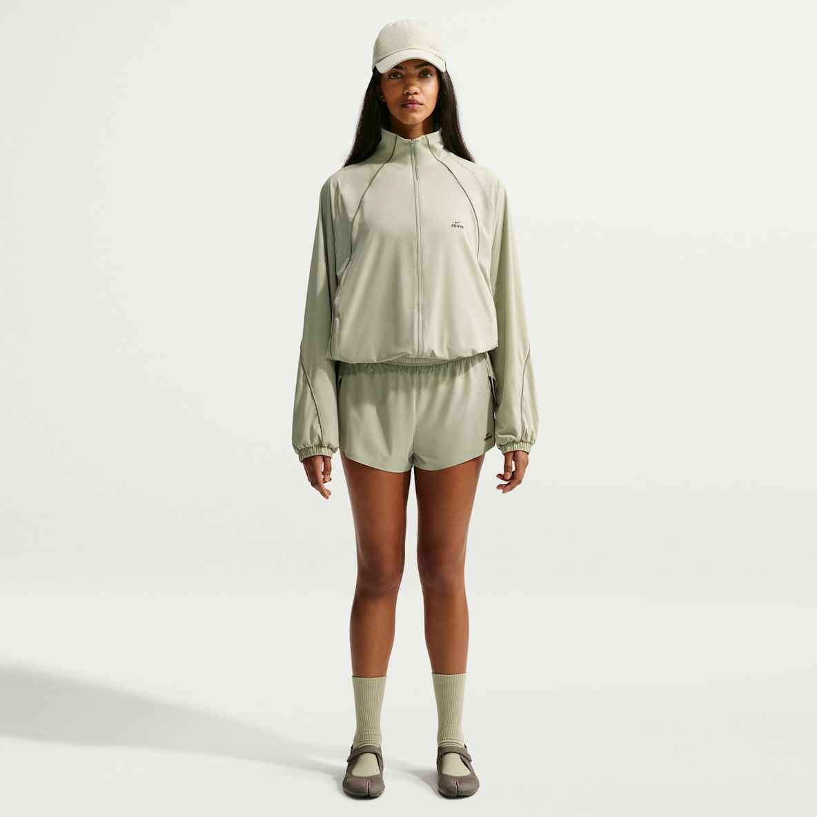 NikeSKIMS Stretch Nylon 女子速干跑步短裤