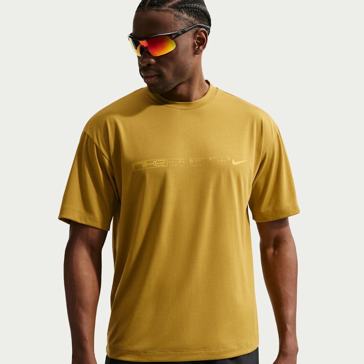 Nike Disrupt Dri-FIT 男子速干短袖跑步上衣