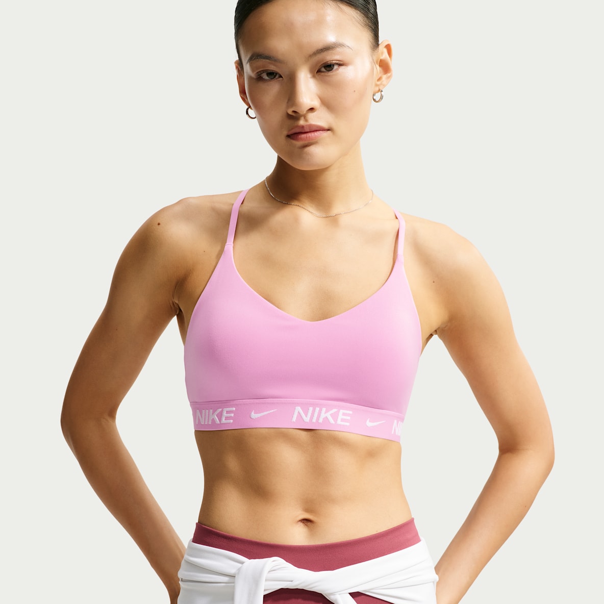 Nike Indy 女子可调节低强度支撑速干衬垫运动内衣