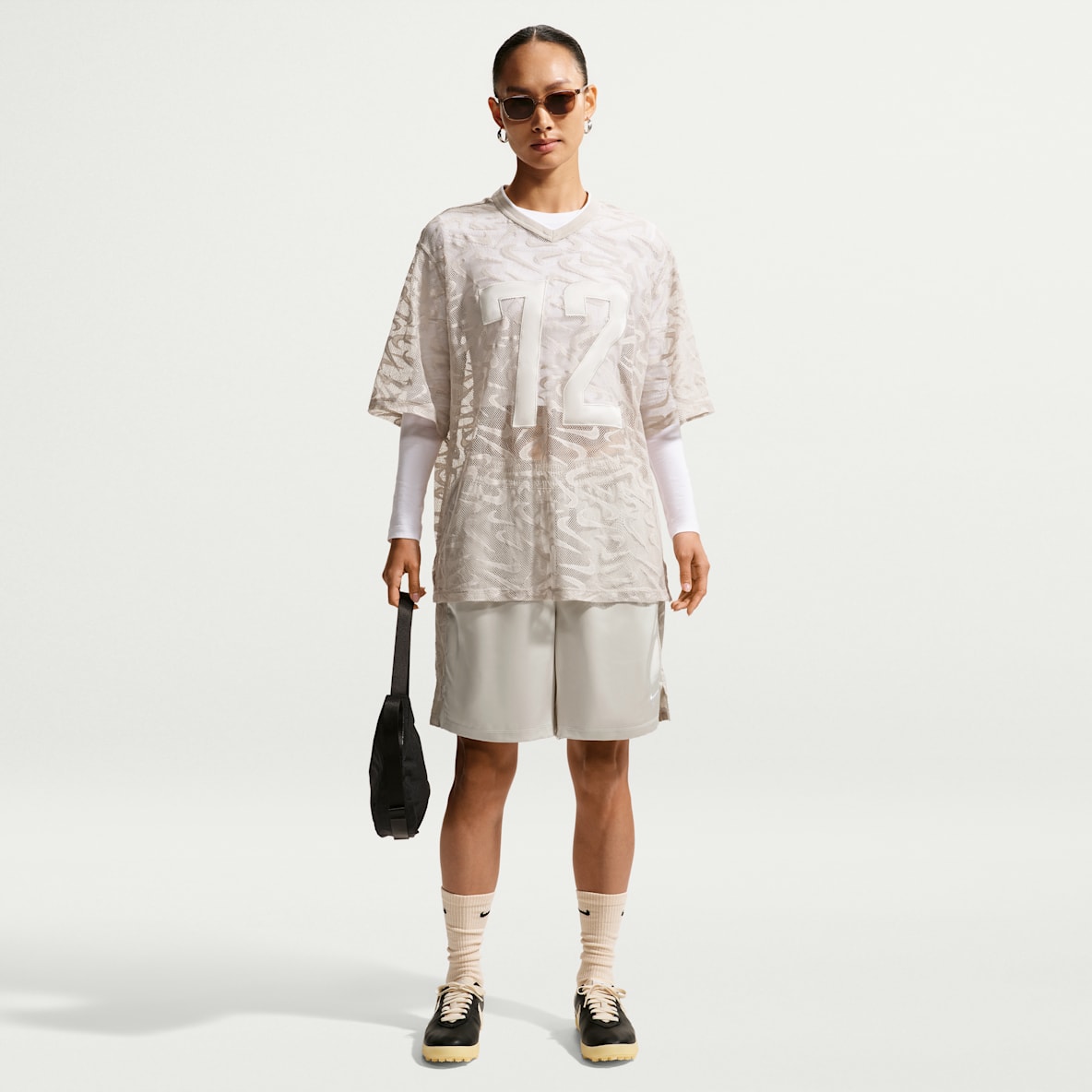 Nike Sportswear Chill Lace 女子宽松中腰短裤