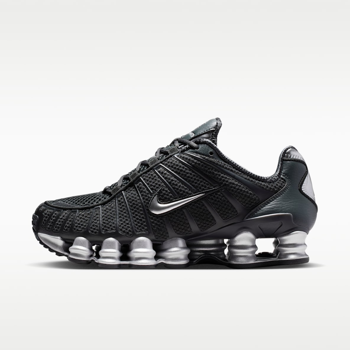 Nike Shox TL 女子气柱运动鞋