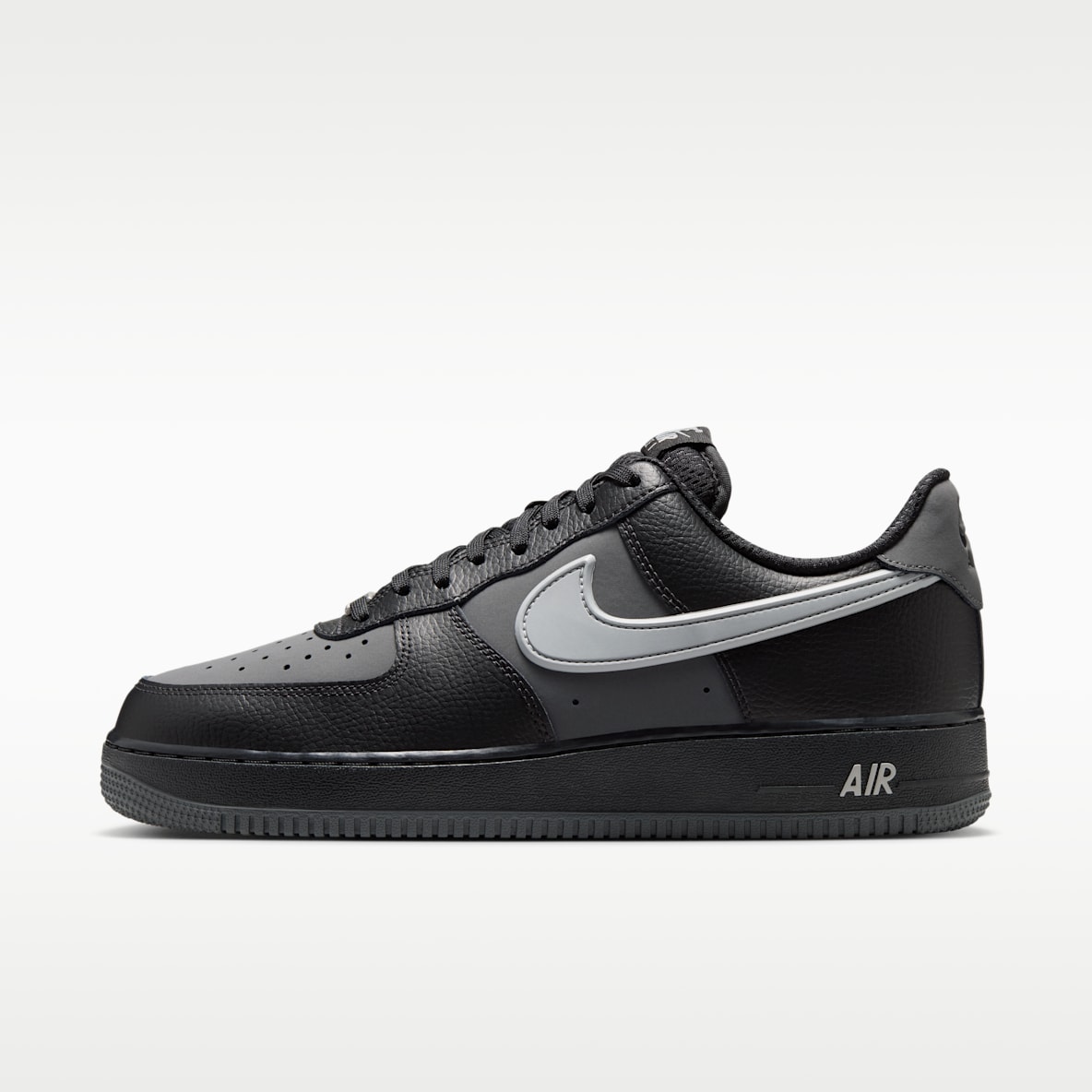Nike Air Force 1 '07 LV8 男子空军一号运动鞋