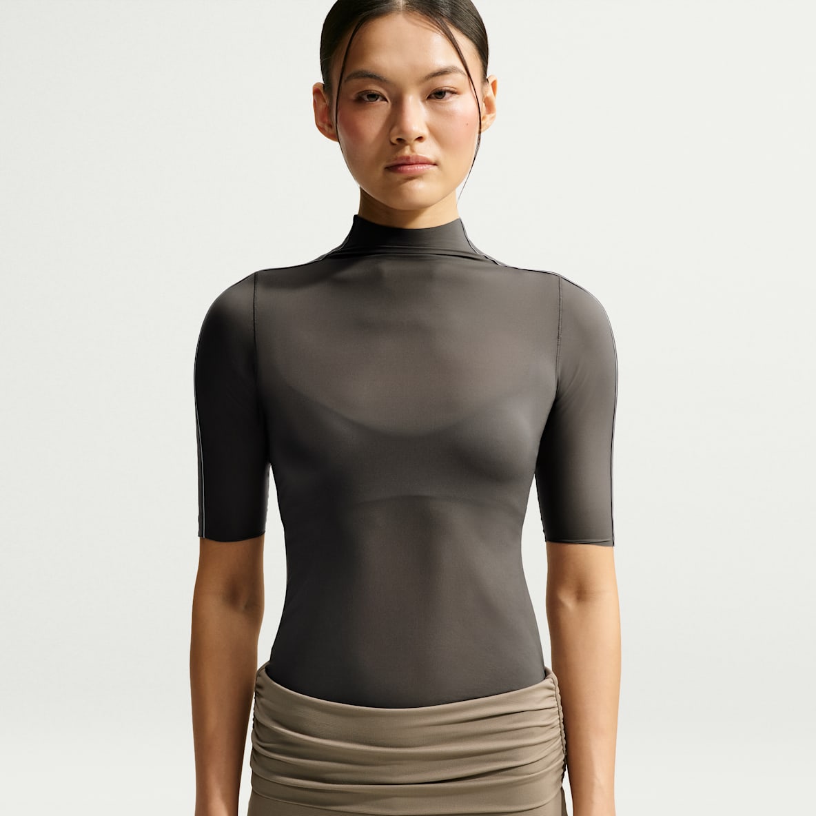 NikeSKIMS Weightless 女子短袖T恤