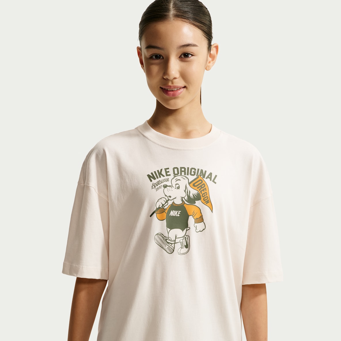 Nike Sportswear 大童(女孩)短袖T恤