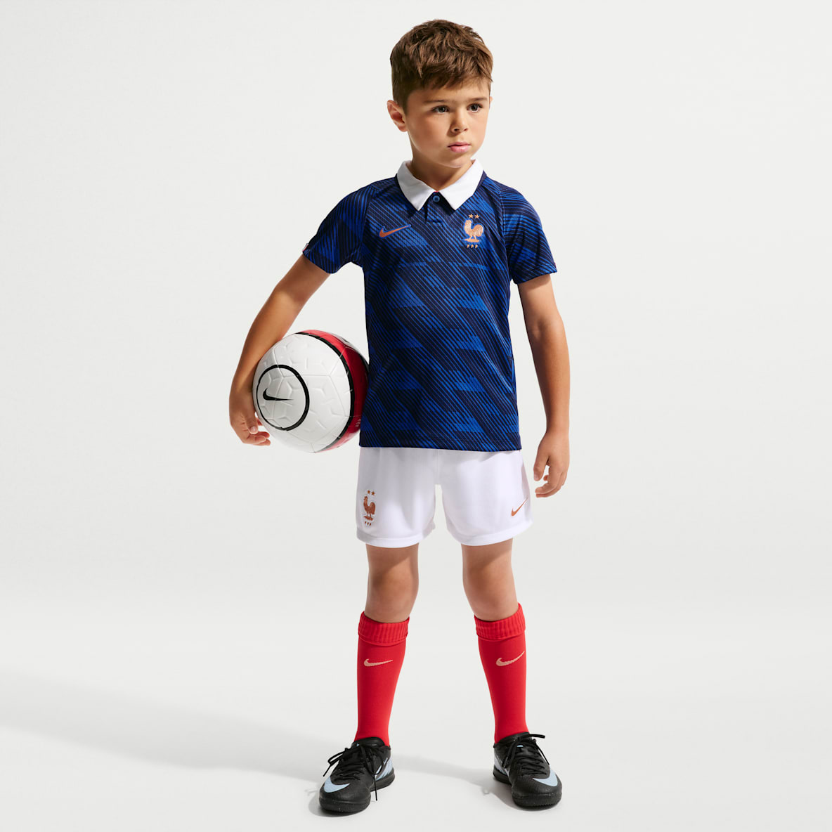 2026 赛季法国队主场球迷版 Nike 幼童足球短袖T恤、短裤和足球袜套装