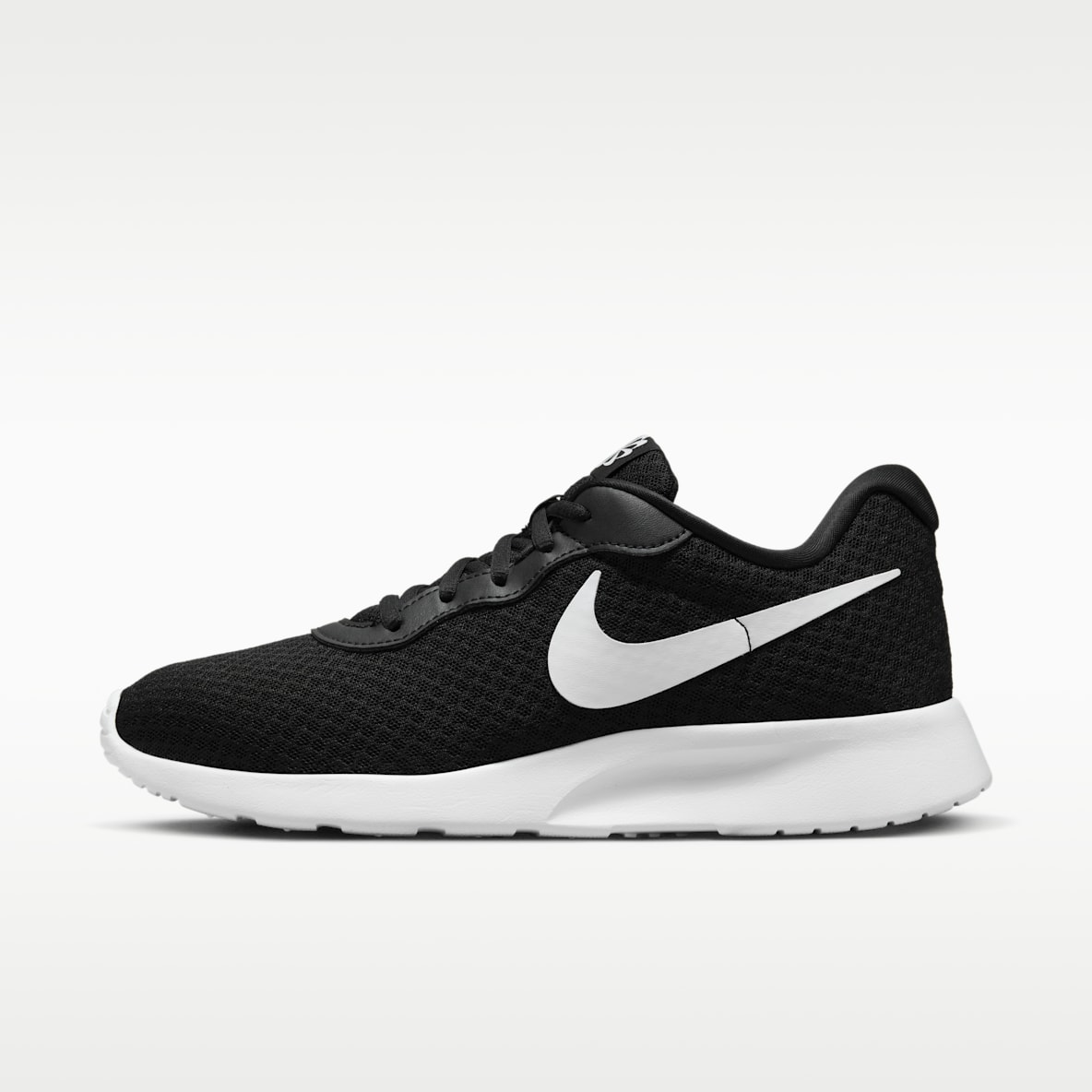 Nike Tanjun EasyOn Nike Tanjun EasyOn 女子运动鞋