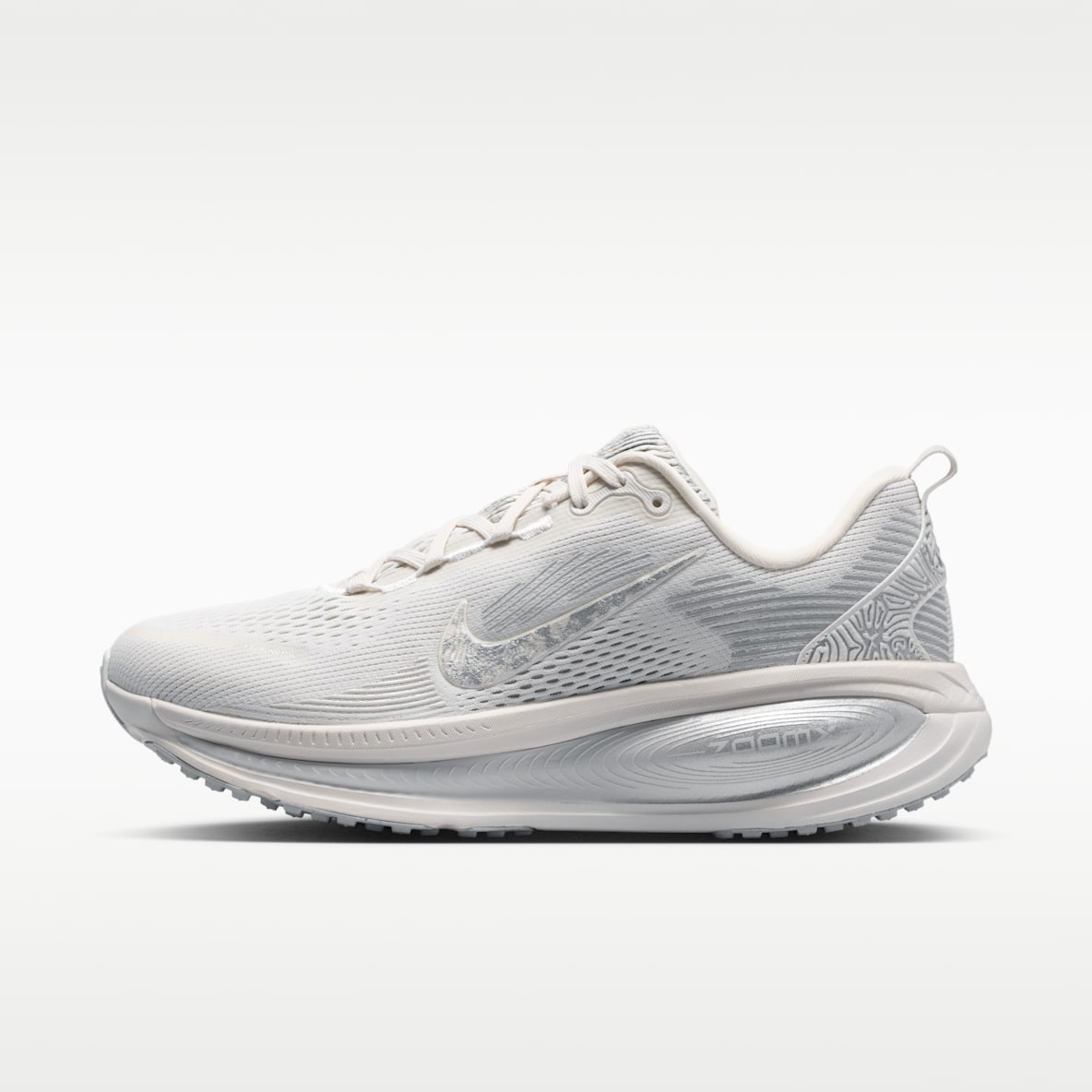 Nike Vomero 18 SE 耐克迈柔女子公路跑步鞋