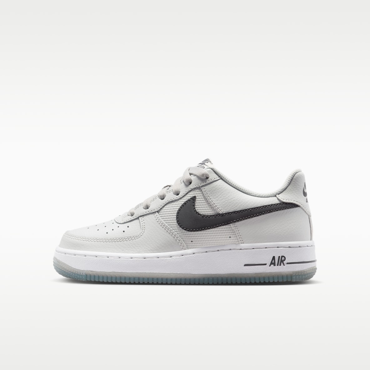 Nike Air Force 1 Nike Air Force 1 大童空军一号运动鞋