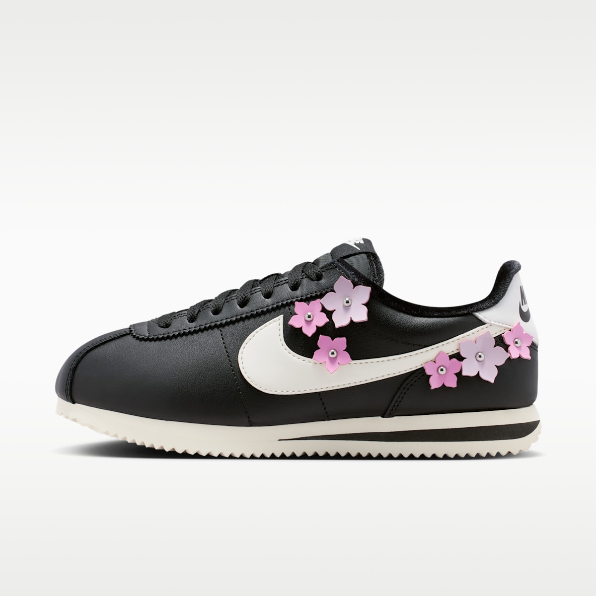 Nike Cortez Leather 女子运动鞋