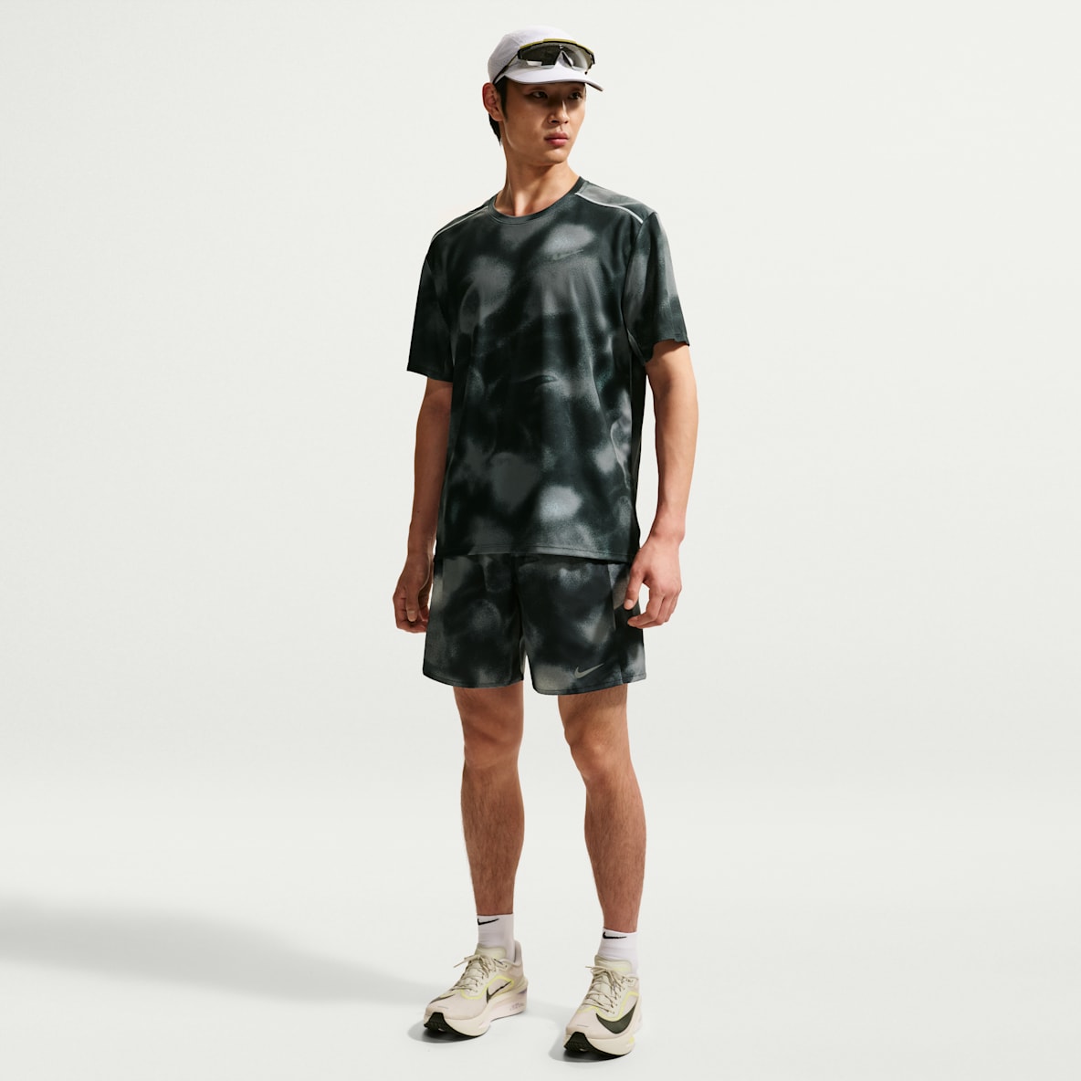 Nike Miler Dri-FIT 男子速干印花跑步短裤(含衬裤)