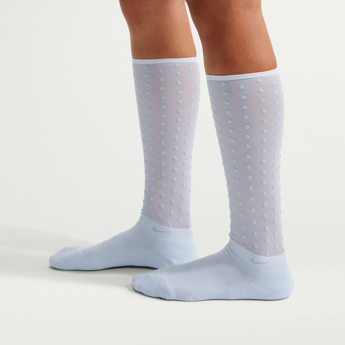 Nike Everyday Elevated 速干高筒运动袜(1 双)