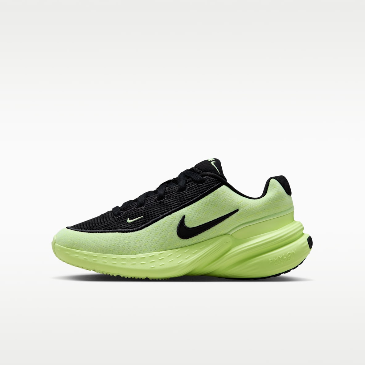 Nike Uplift SC 大童运动鞋