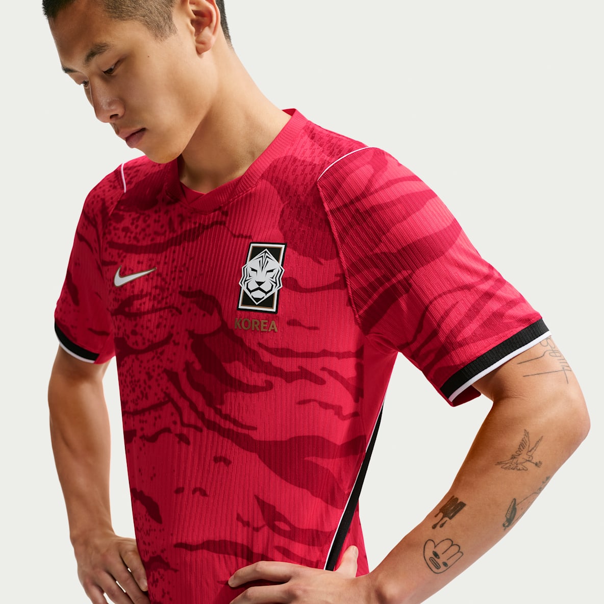 2026 赛季韩国队主场球员版 Nike Aero-FIT 男子足球球衣
