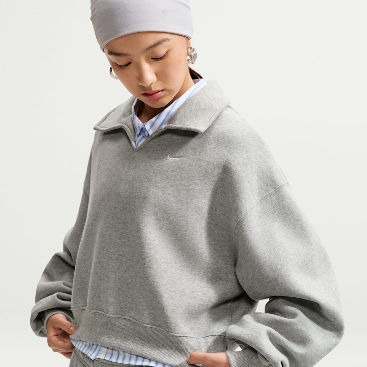 Nike Studio Fleece Medium Weight 耐克廓系卫衣系列女子 Oversize 风中克重加绒短款翻领上衣