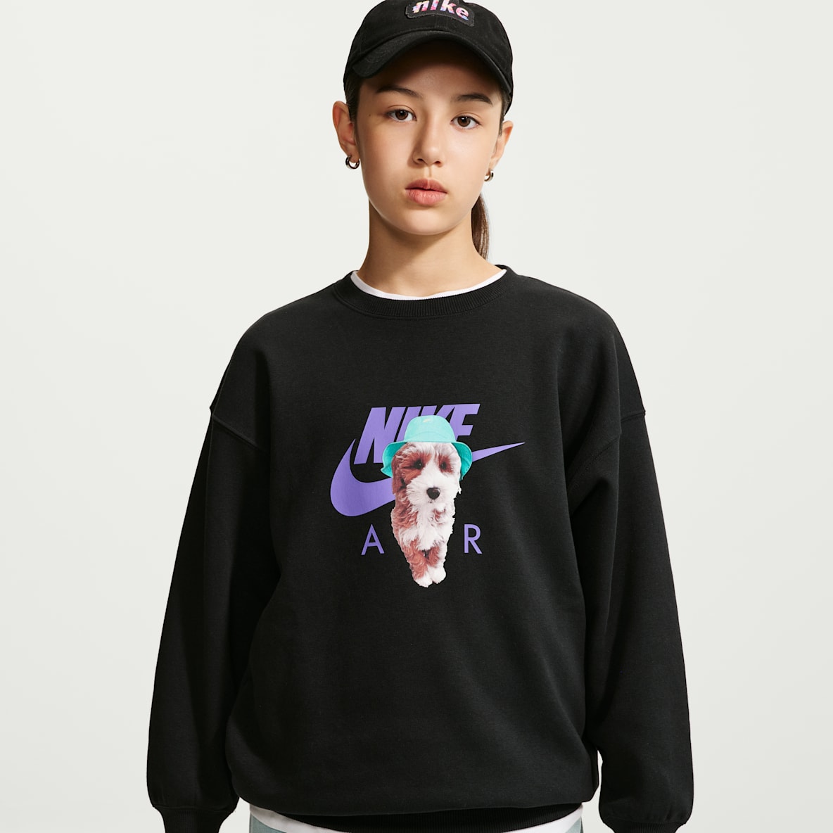Nike Sportswear Studio Fleece 耐克廓系卫衣系列大童(女孩)Oversize 风加绒圆领运动衫