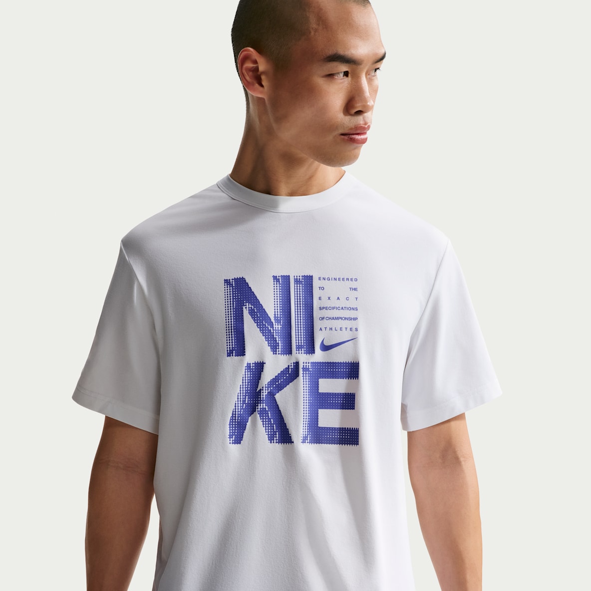 Nike Hyverse Dri-FIT 男子防晒速干训练T恤
