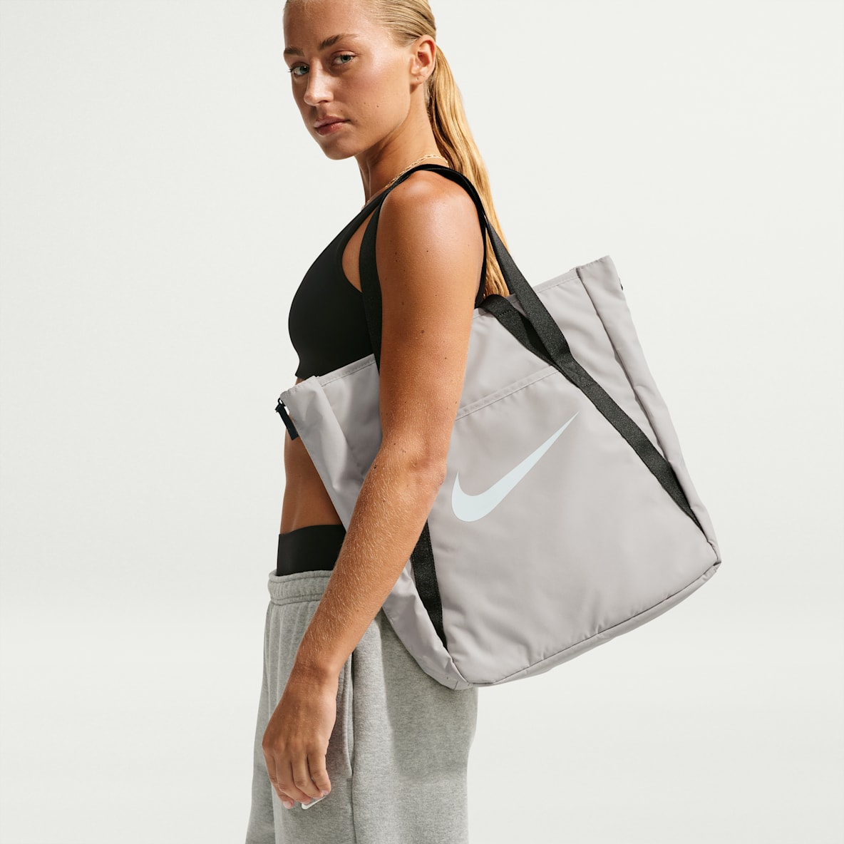 Nike 训练托特包