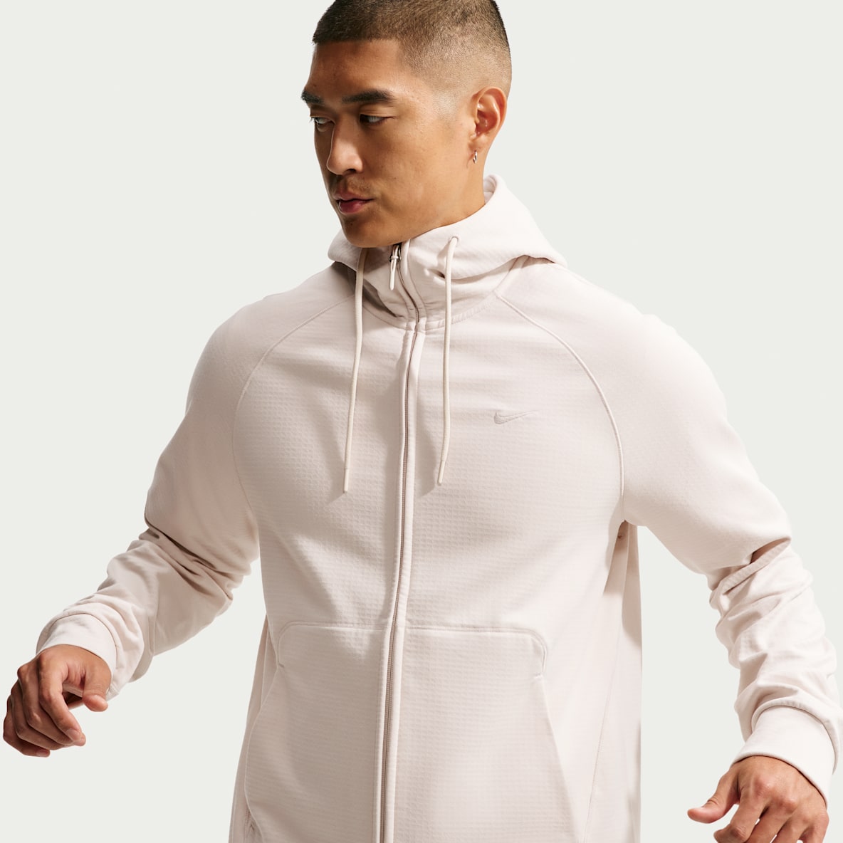 Nike Primary NanoKnit Therma-FIT 男子加绒全长拉链开襟连帽衫