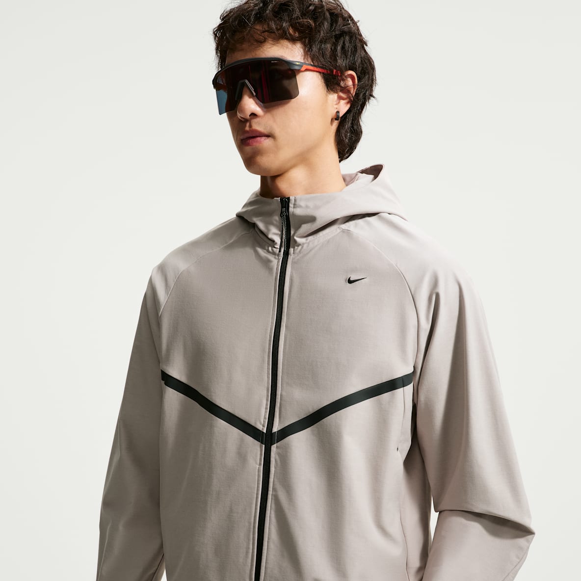 Nike Tech Shori Windrunner 男子速干全长拉链开襟夹克