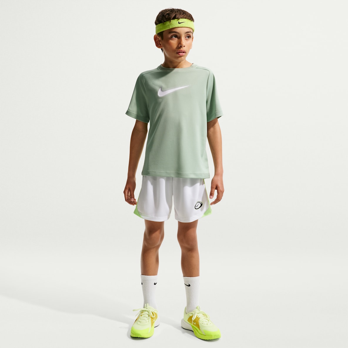 Nike Multi Dri-FIT 大童(男孩)速干针织短裤