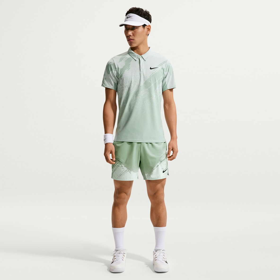 NikeCourt Slam Dri-FIT 扬尼克·辛纳同款男子速干网球短裤
