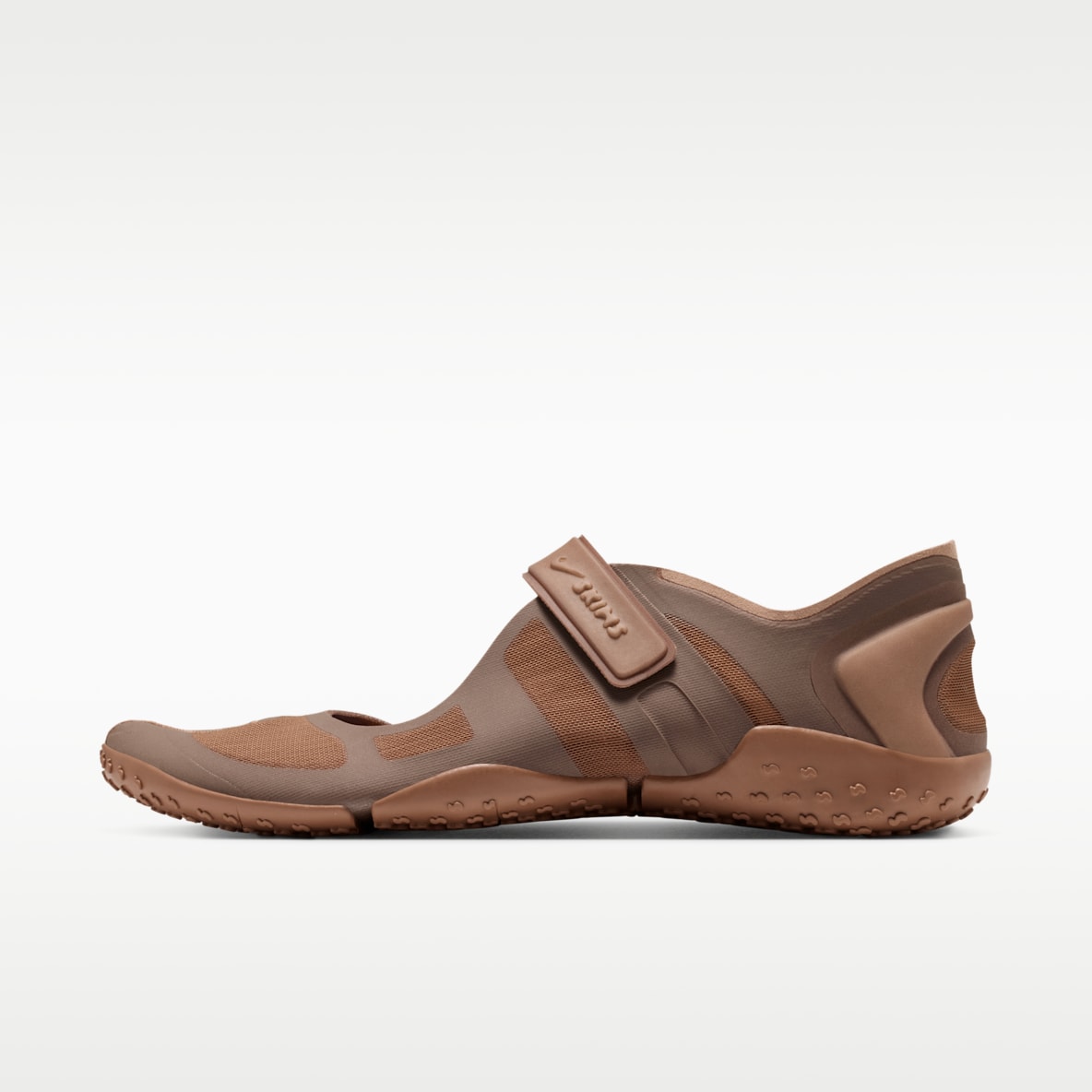 NikeSKIMS Rift Mesh 女子运动鞋