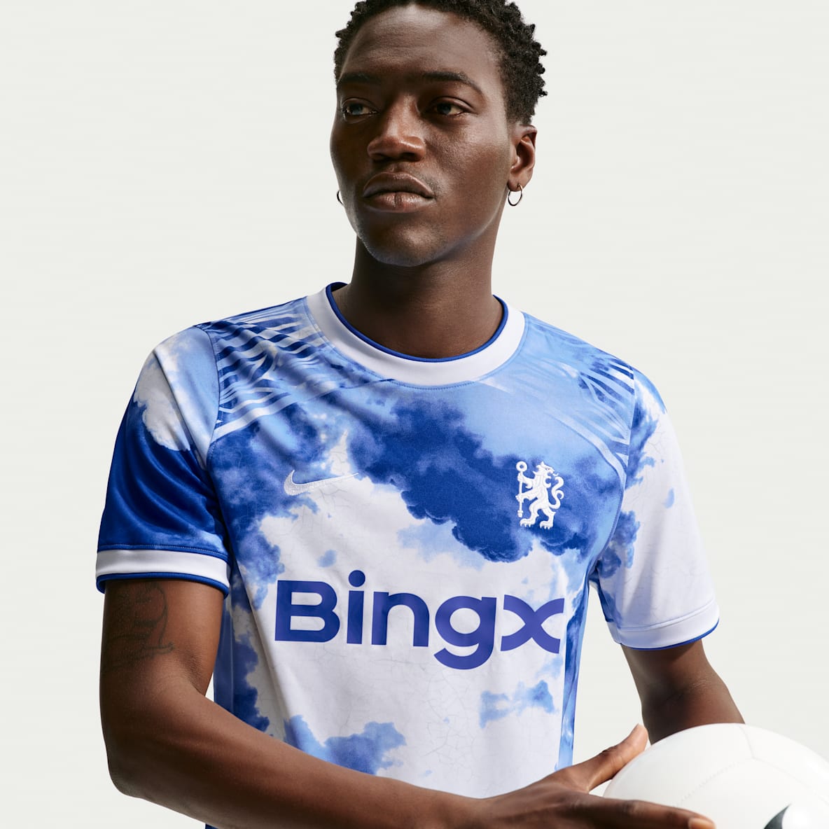 切尔西足球俱乐部 Nike Dri-FIT 男子速干赛前短袖足球上衣