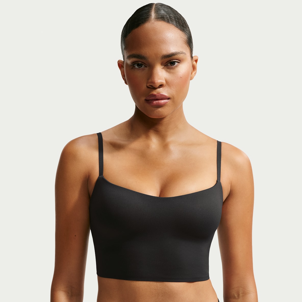 NikeSKIMS Matte 女子速干长款吊带运动内衣