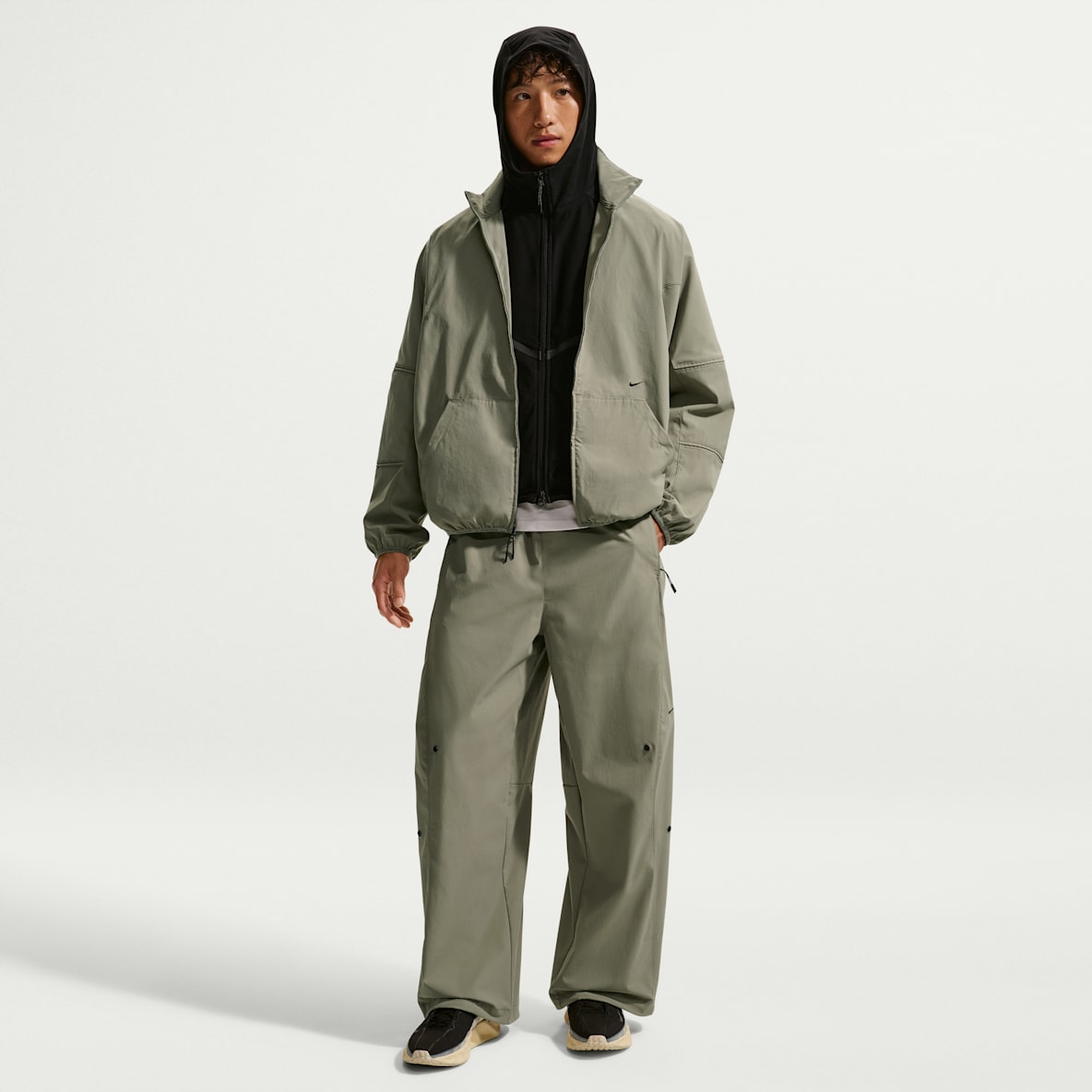 Nike Tech Helios Dri-FIT 男子防晒速干长裤