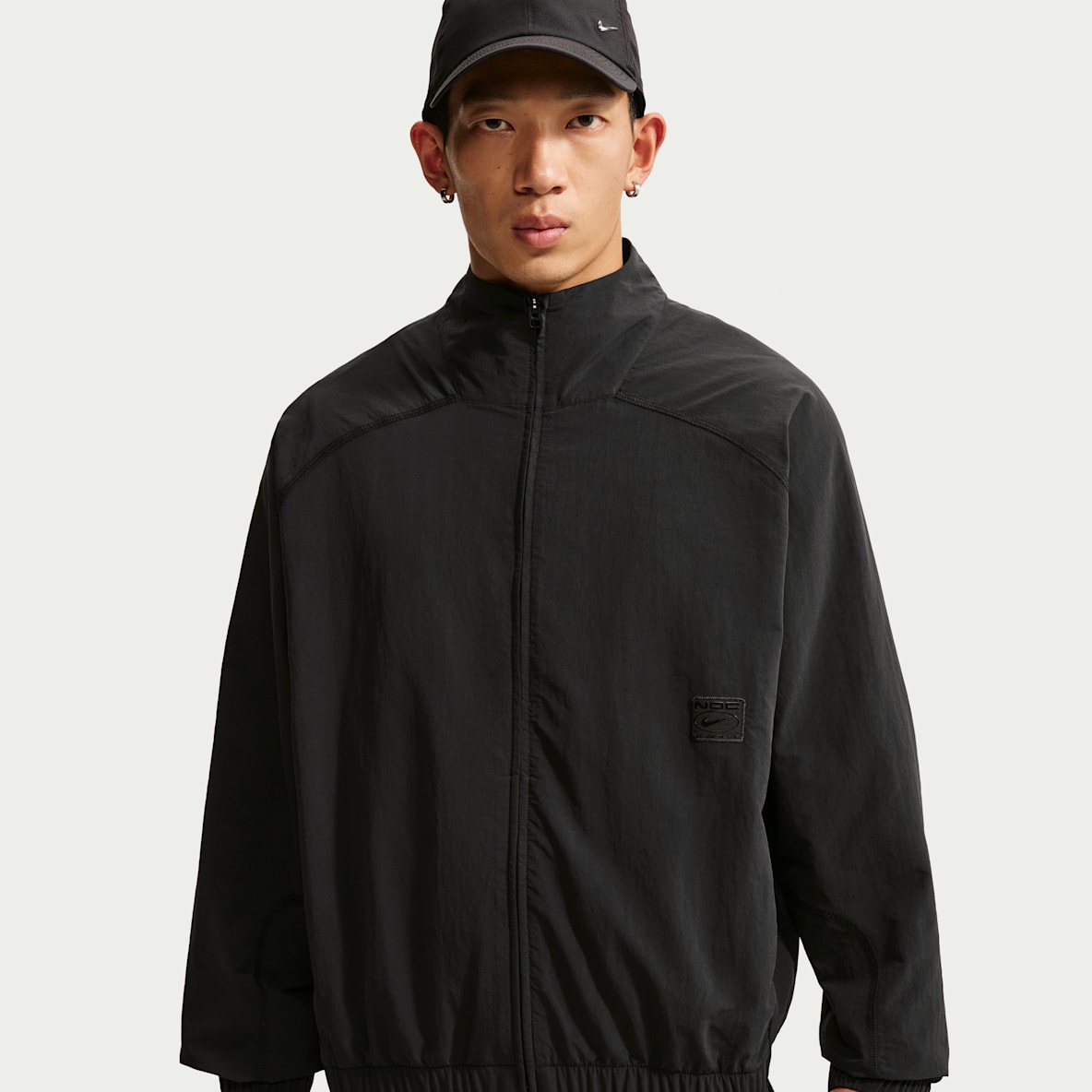 Nike N.A.C. Dri-FIT 男子 Oversize 风速干全长拉链开襟梭织夹克