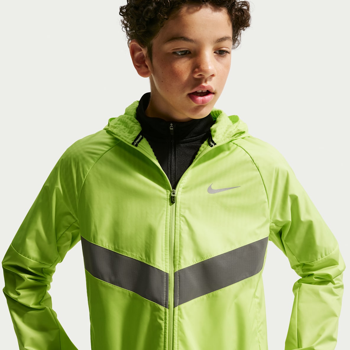 Nike Miler Therma-FIT 大童(男孩)拒水冬季款夹克