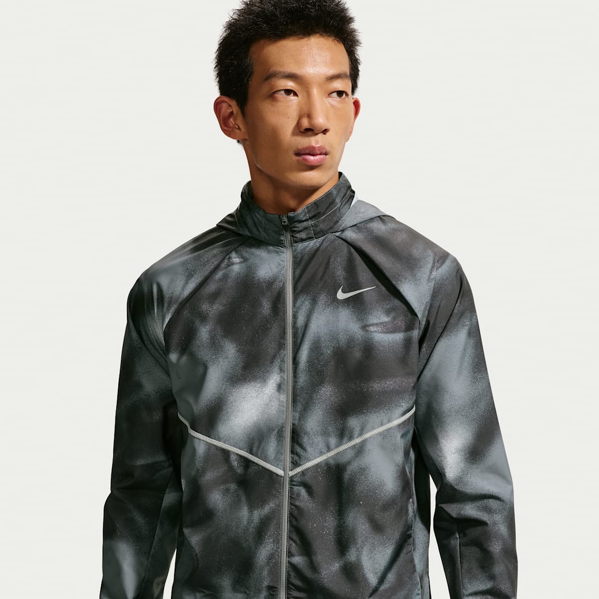 Nike Miler Repel 男子拒水跑步夹克防晒衣皮肤衣
