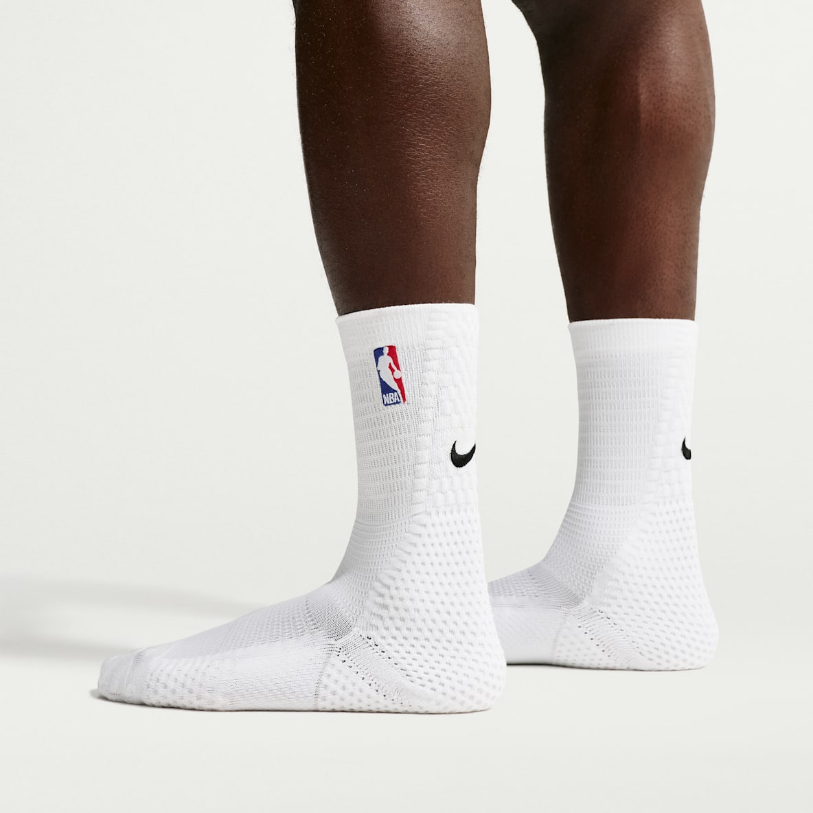 Nike Unicorn Dri-FIT ADV NBA 舒适速干中筒运动袜(1 双)