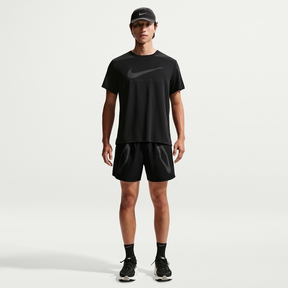 Nike Challenger Flash Dri-FIT 男子速干跑步短裤（含衬裤）