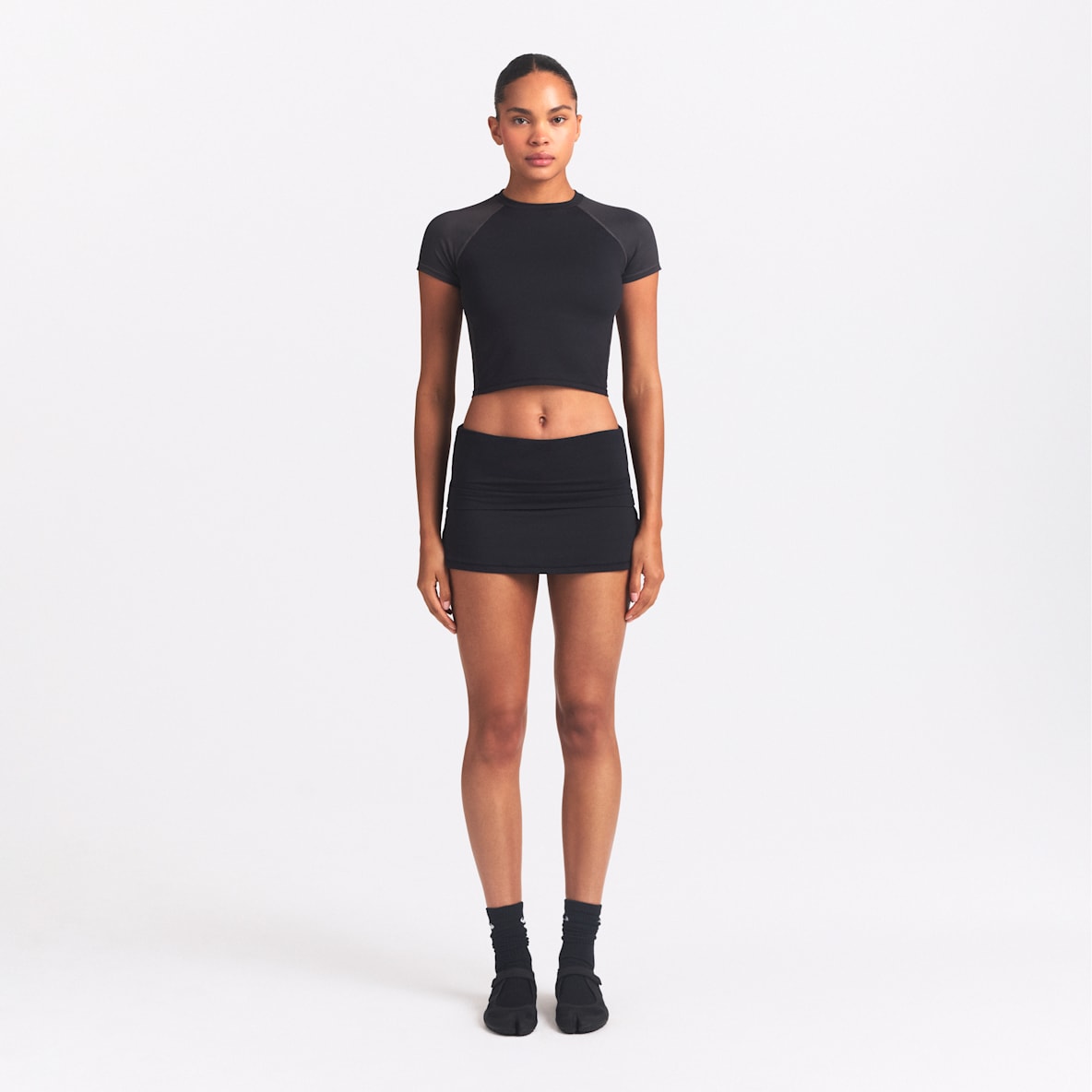 NikeSKIMS Airy 女子速干翻折腰部裤裙