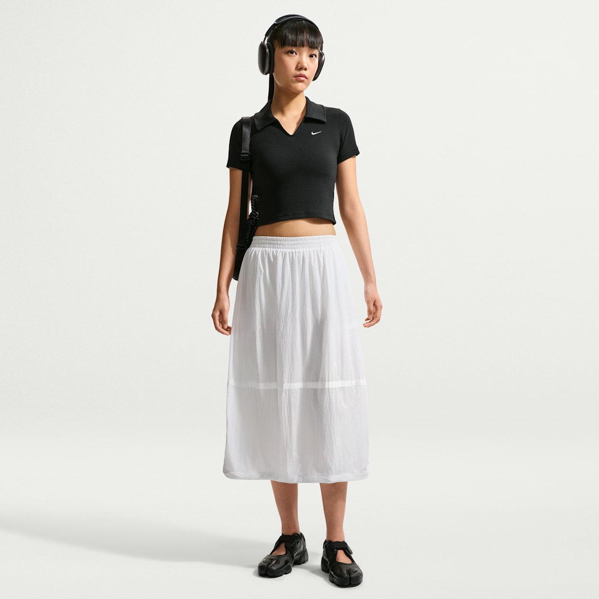 Nike Sportswear 女子 Oversize 风轻盈防晒拒水半身裙