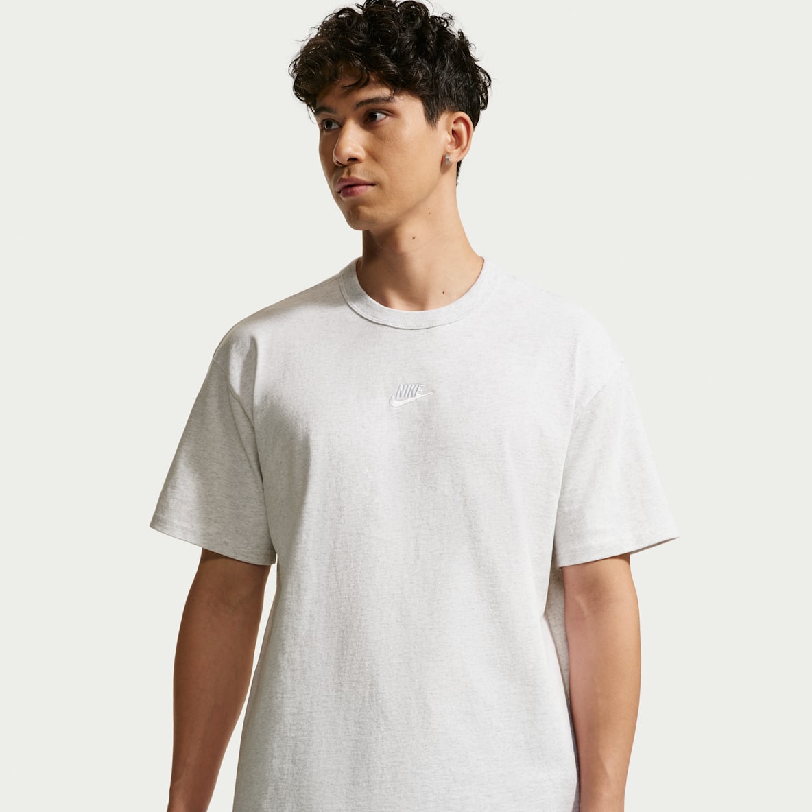 Nike Sportswear Premium Essentials Nike Sportswear Premium Essentials 男子T恤