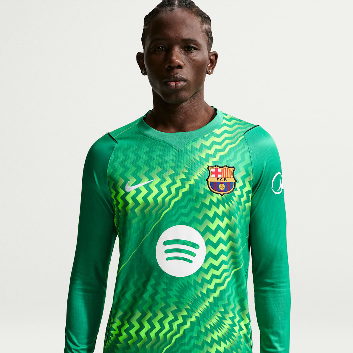 2026/27 赛季巴萨守门员球迷版 Nike Dri-FIT 男子速干长袖足球球衣