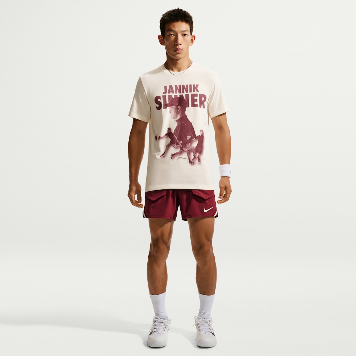 NikeCourt Slam Dri-FIT 扬尼克·辛纳同款男子速干网球短裤