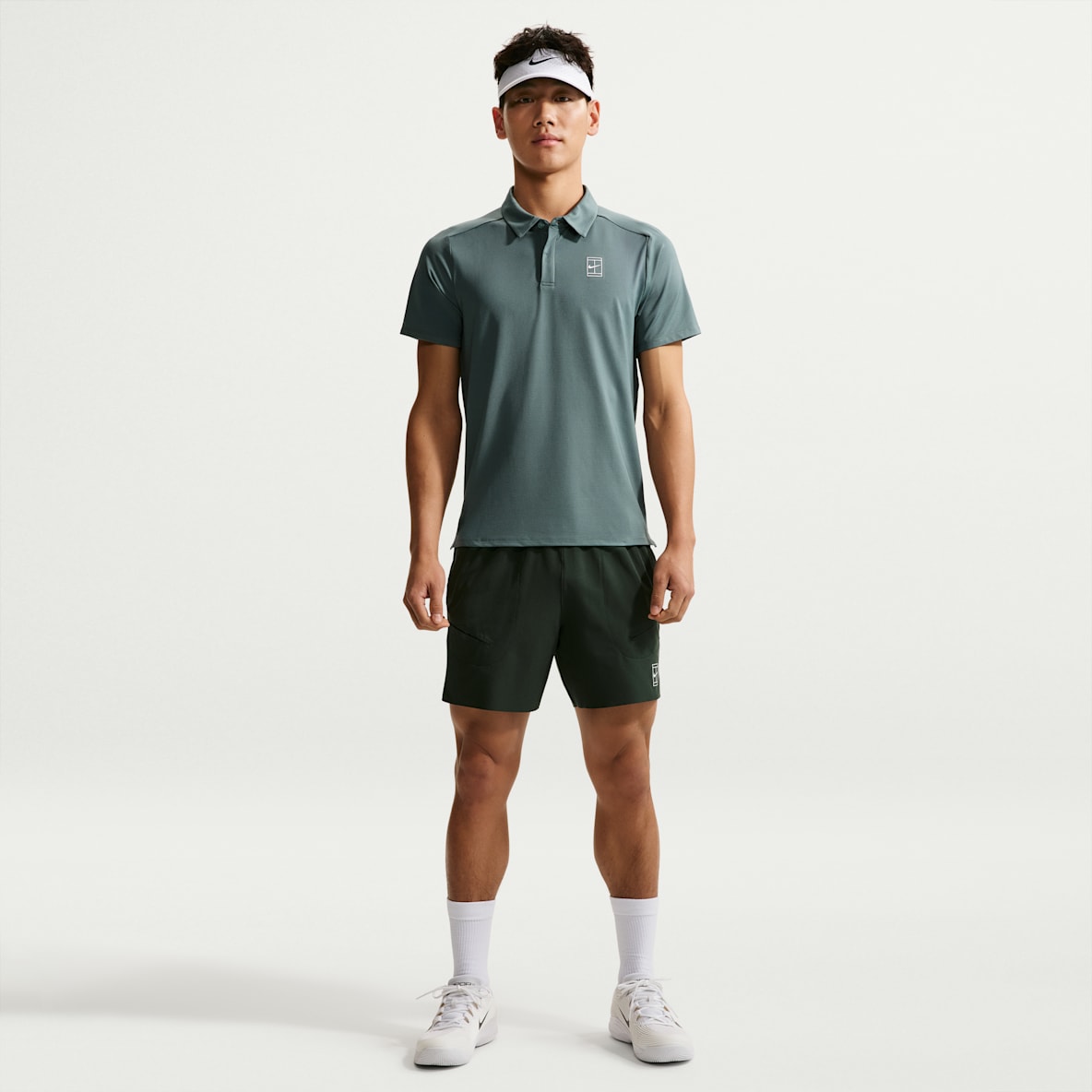 NikeCourt Advantage Dri-FIT 扬尼克·辛纳同款男子速干网球短裤