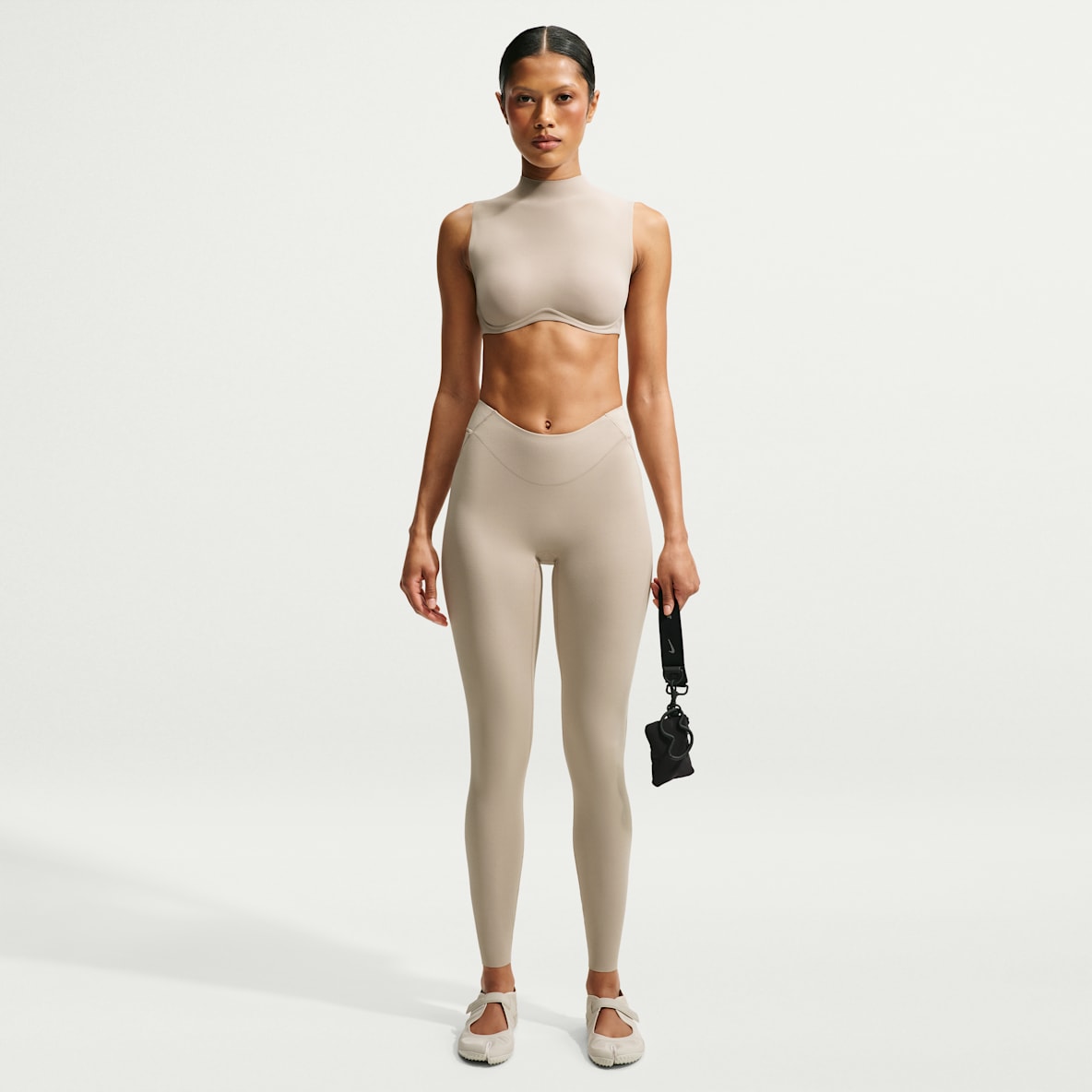 NikeSKIMS Studio Stretch 女子速干紧身裤