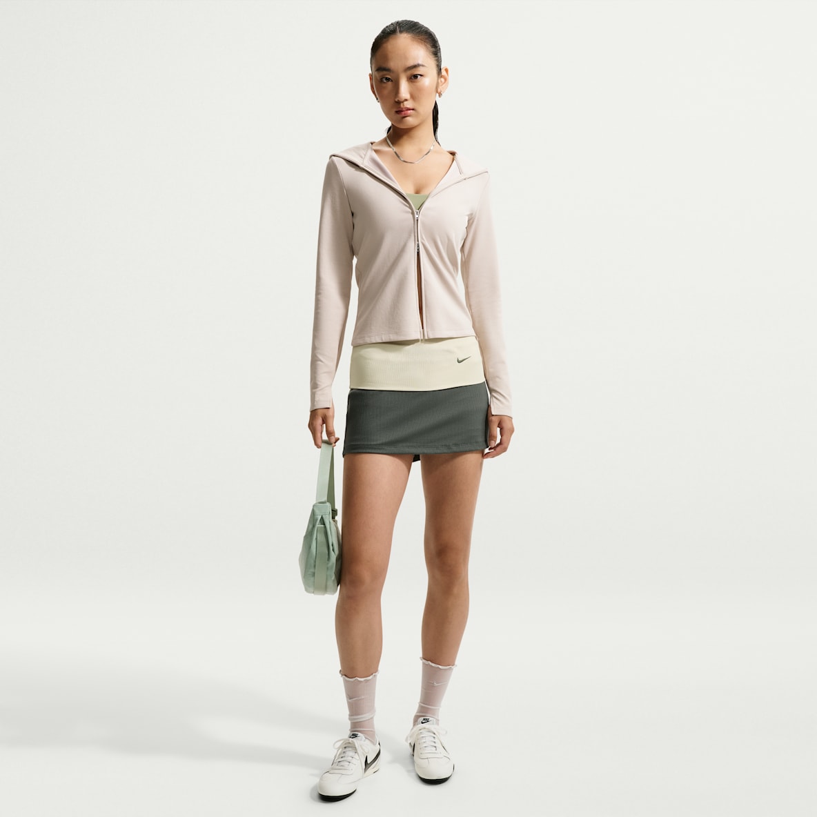 Nike Sportswear Chill Knit 女子罗纹裤裙