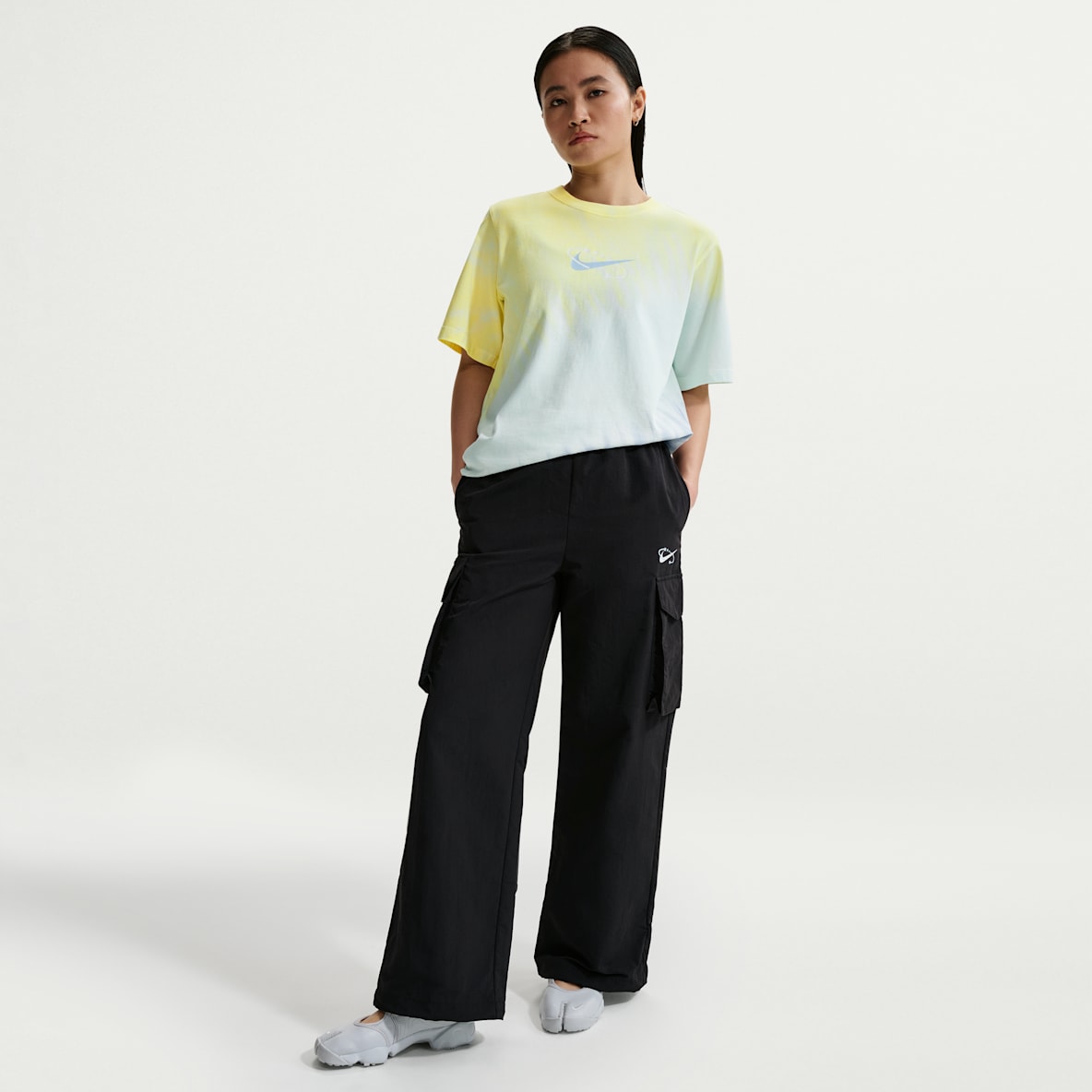 Nike Sportswear 女子防晒拒水中腰工装长裤