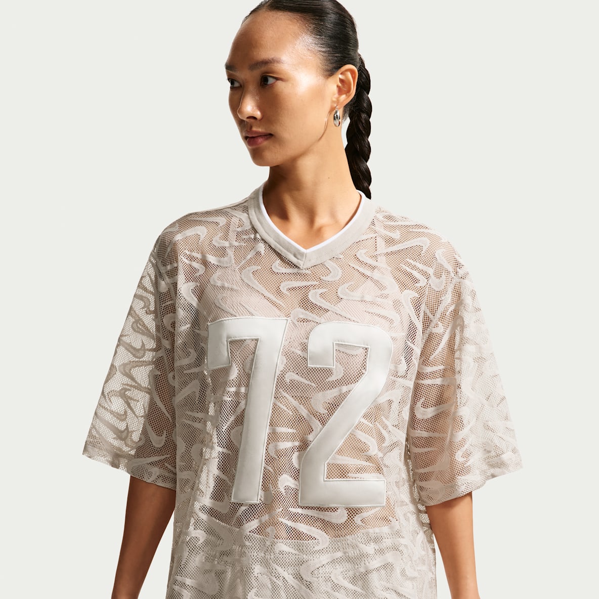 Nike Sportswear Chill Lace 女子 Oversize 风蕾丝短袖球衣