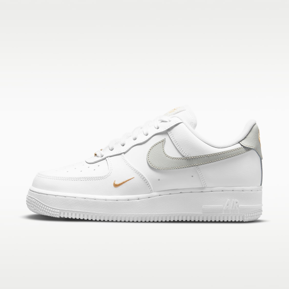 Nike Air Force 1 '07 Essential 女子空军一号运动鞋