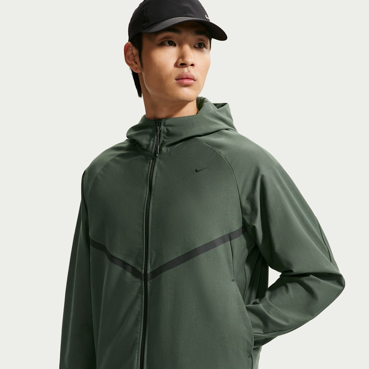 Nike Tech Shori Windrunner 男子速干全长拉链开襟夹克