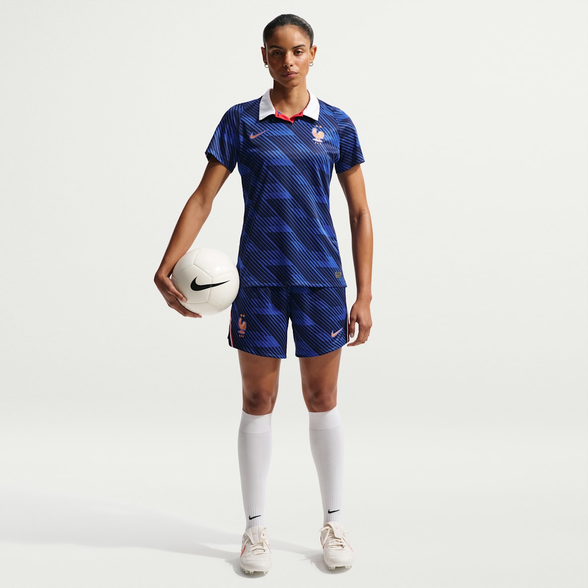 2026 赛季法国队主场球迷版 2026 赛季法国队主场球迷版 Nike Dri-FIT 女子速干足球短裤